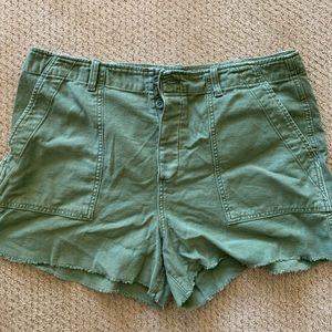 Brand new never worn Gap shorts